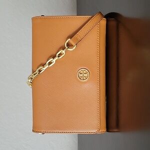 Tory Burch Robinson Wallet on a Chain